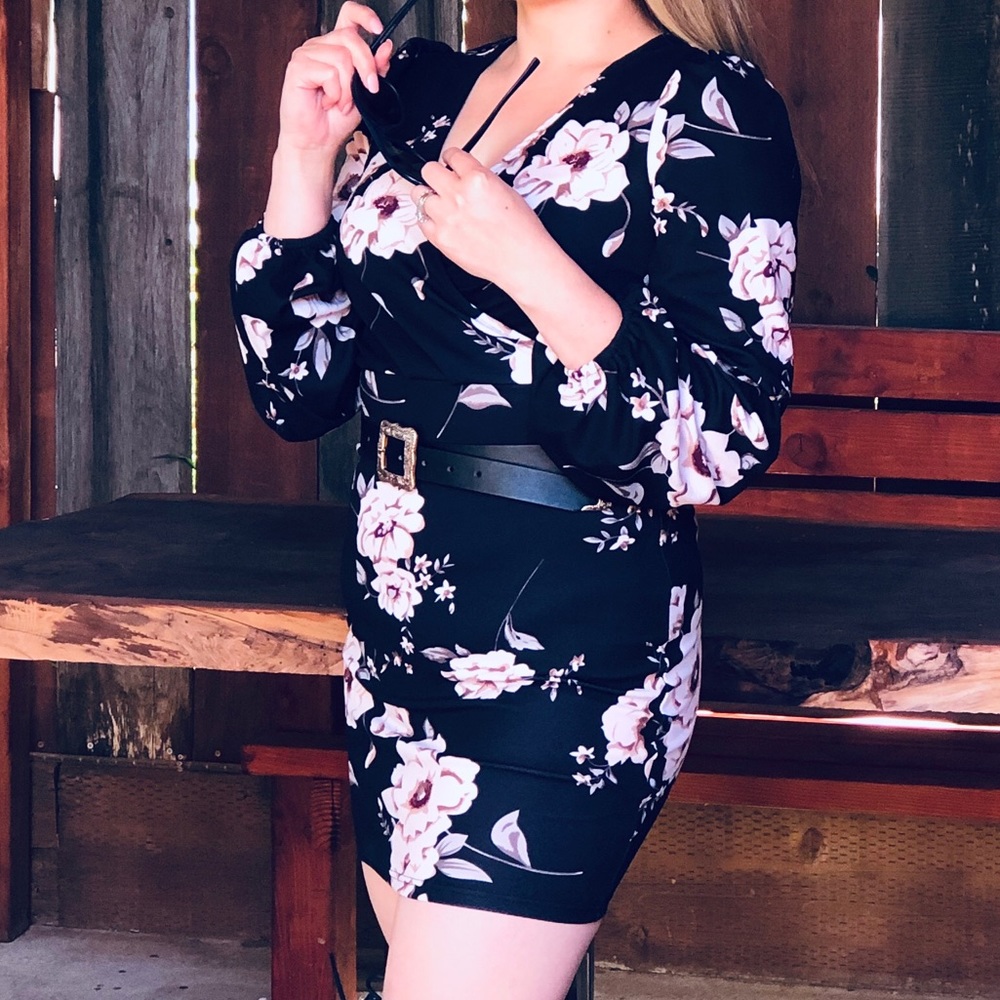 Fliral Black Mini Dress